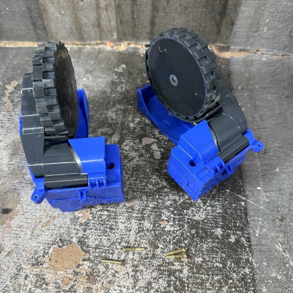 Roomba iRobot 610 611 612 614 615 616 618 620 Both WHEEL w/ MOTOR OEM #4420153